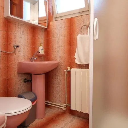 With A Parking Space Lumbarda, Korcula - 9299 Pensión 3*