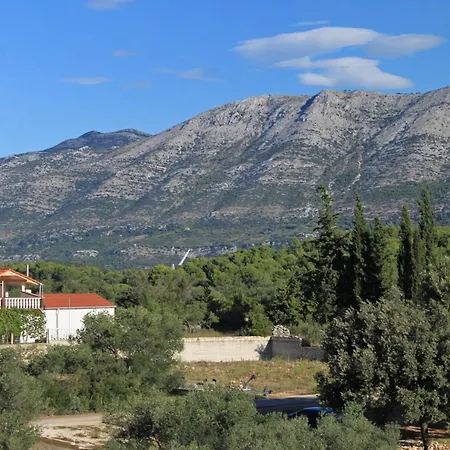 With A Parking Space Lumbarda, Korcula - 9299 Guest house Lumbarda